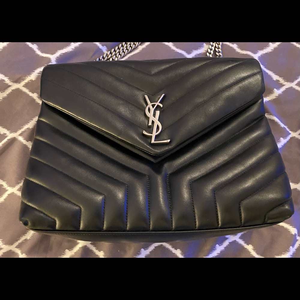YSL Medium Lou Lou excellent condition